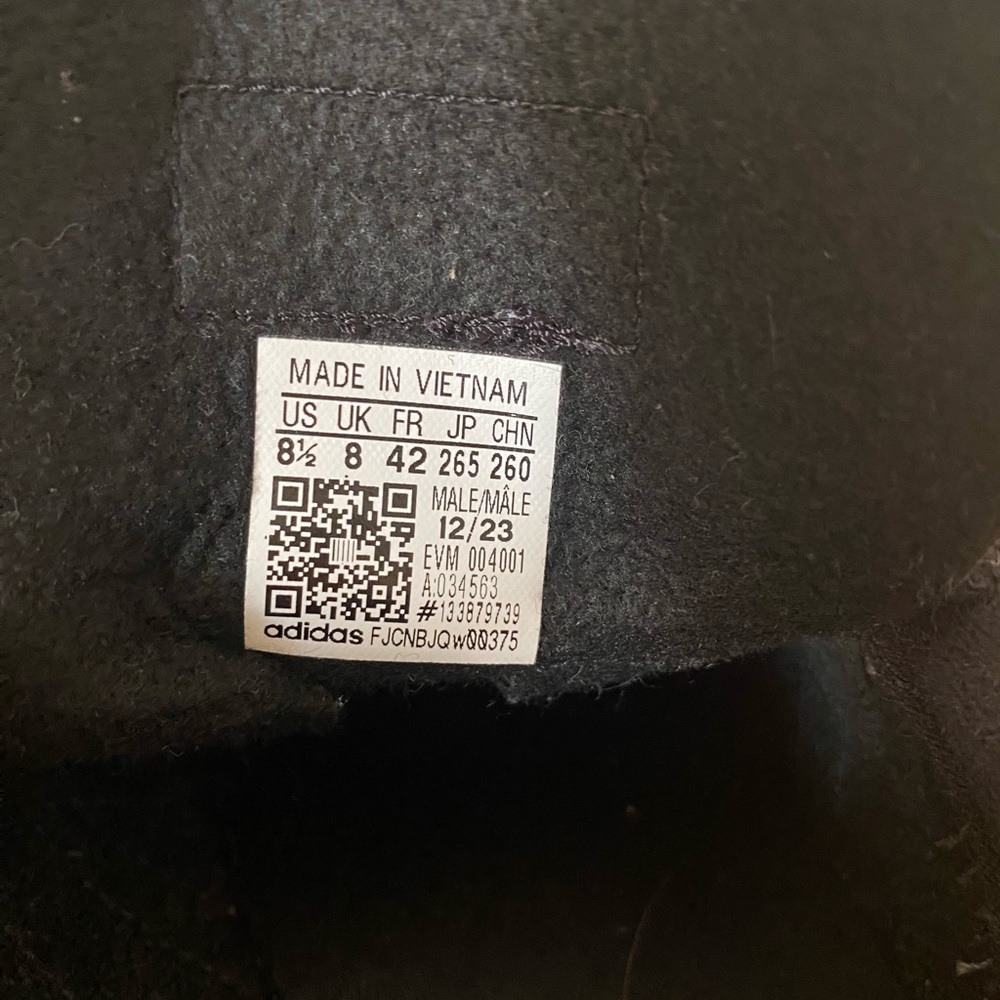 Adidas Sambas Size 8.5 - image 5